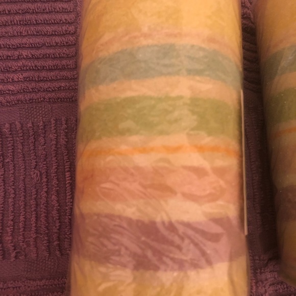 SET OF 2 VINTAGE TARGET PASTEL GLITTERY PILLAR CANDLES - Picture 2 of 6
